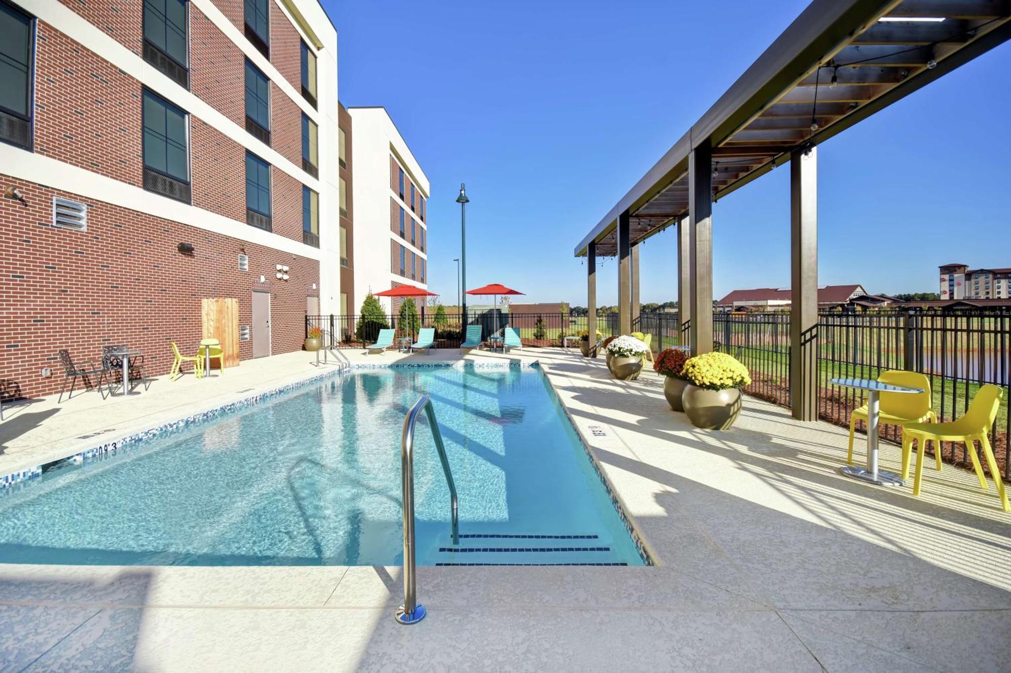 Home2 Suites By Hilton Lagrange Exterior foto