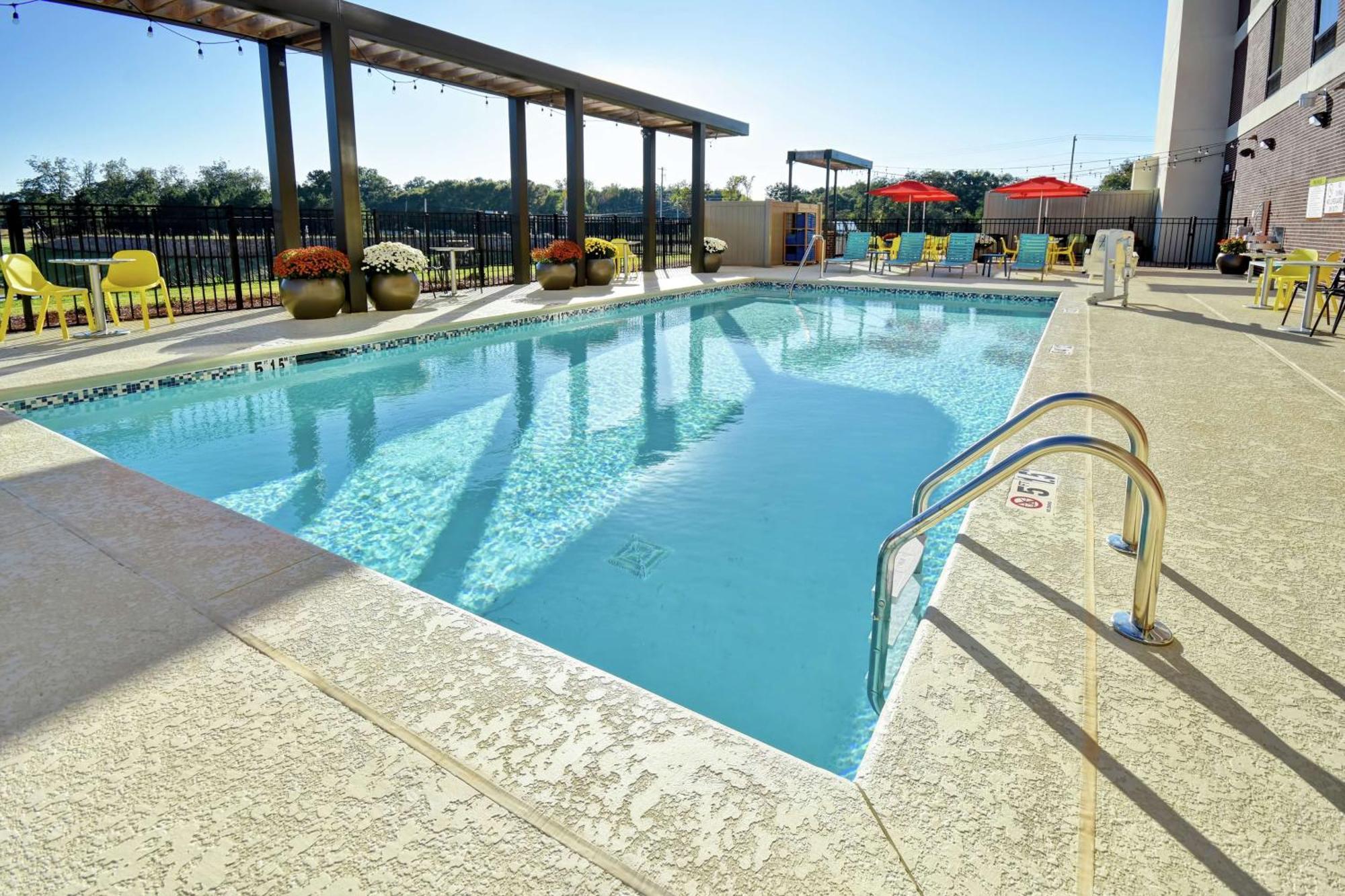 Home2 Suites By Hilton Lagrange Exterior foto